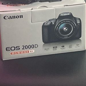 CANON EOS 2000D FOR SALE INCLUDES SD CARD, Filter Kit, Battery & Lens BRAND NEW